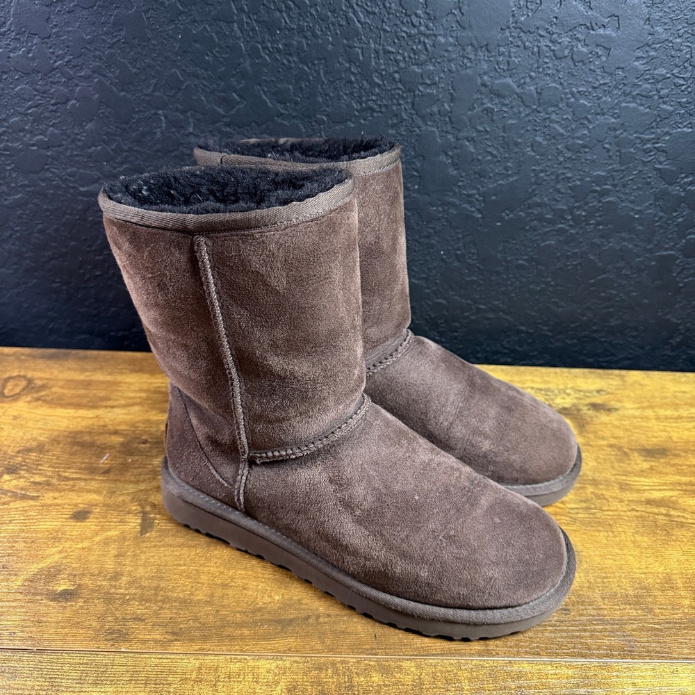 UGG Classic Short II 1016223 Brown Suede Winter Boots Womens 8 EU 39